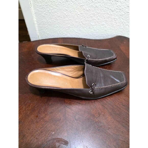 Franco Sorto Brown Leather Slip-On Loafer Mules With Kitten Heel Size 8.5 - Picture 2 of 11